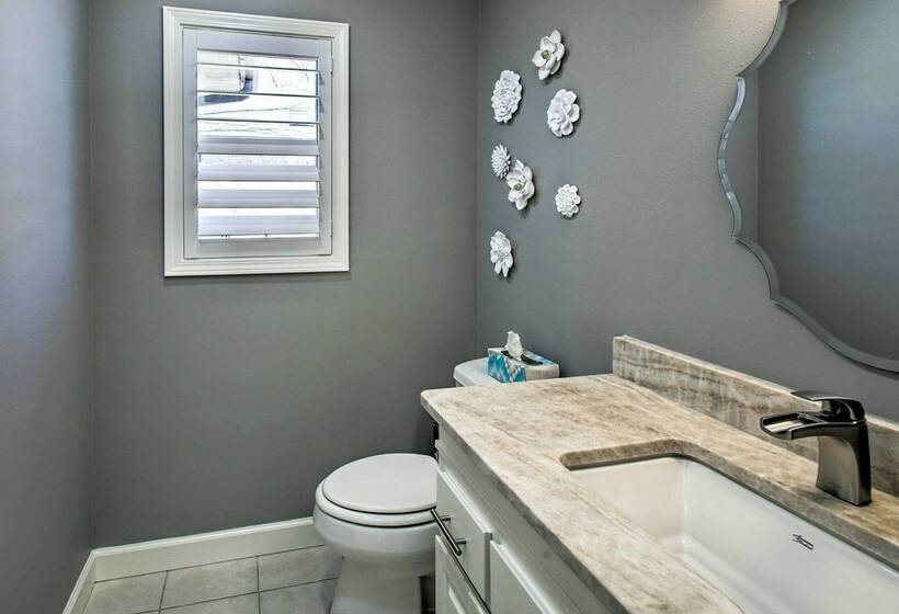 Hot Springs Village Lakehouse Near Golfing!