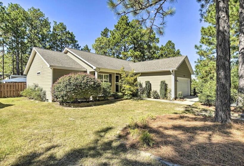 Idyllic Pinehurst Home, Near Golf Course!