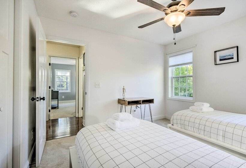 Idyllic Pinehurst Home, Near Golf Course!