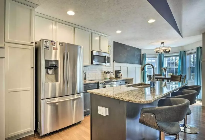 Idyllic Pinehurst Home, Near Golf Course!