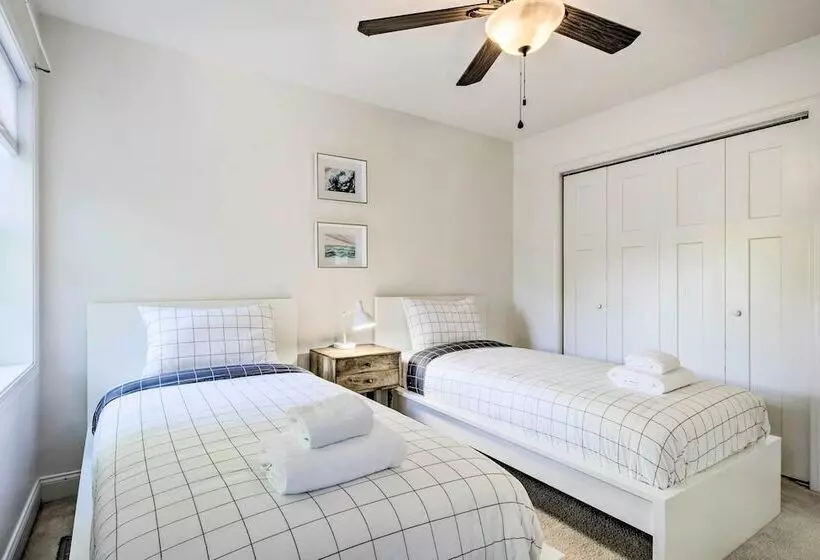 Idyllic Pinehurst Home, Near Golf Course!