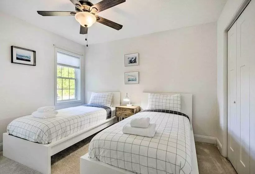 Idyllic Pinehurst Home, Near Golf Course!