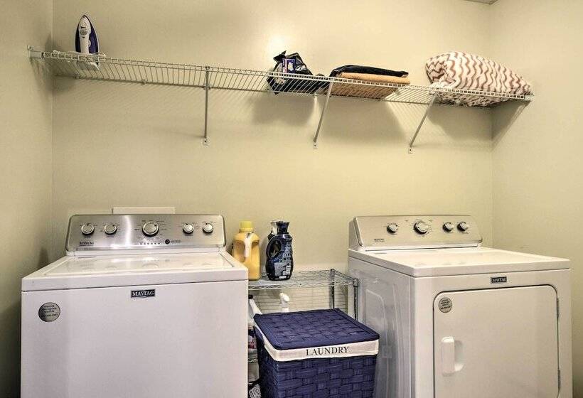 Idyllic Pinehurst Home, Near Golf Course!