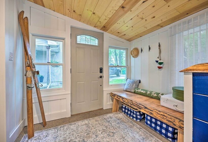 Lakefront Battle Creek Home W/ Fishing Dock!