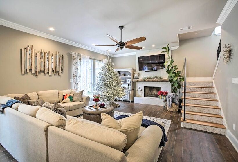 Luxe Home W/ Yard Near Lake Pontchartrain!