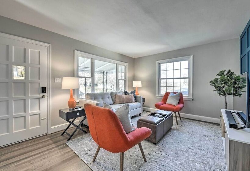 Mid Century Modern Cottage In Ardmore Area!