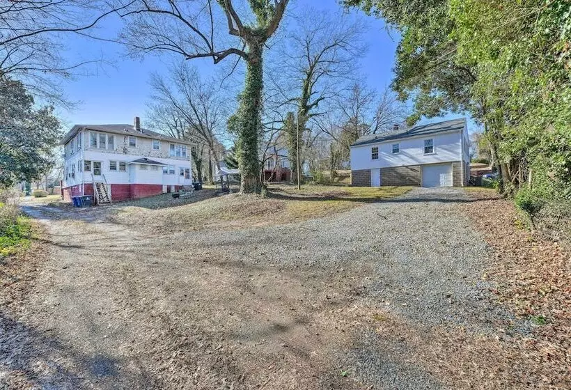Mid Century Modern Cottage In Ardmore Area!
