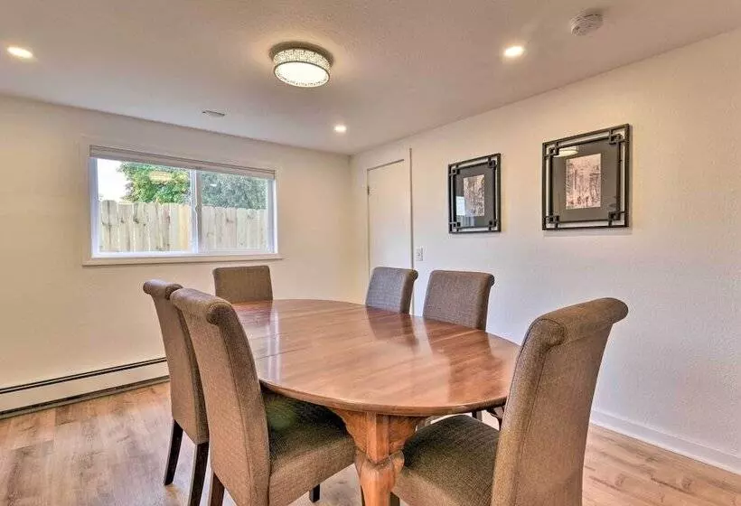 Centrally Located Mount Pleasant Retreat!