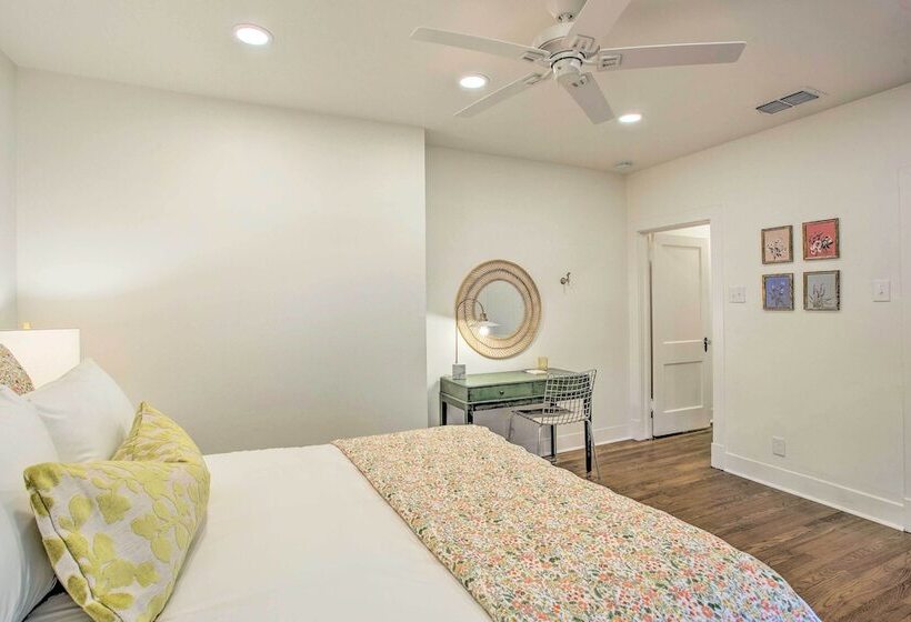 Newly Updated & Charming Azalea District Home