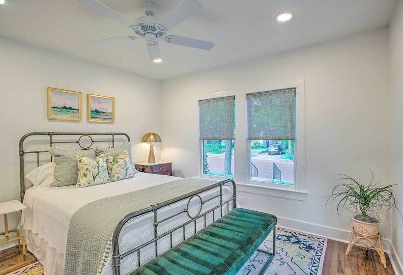 Newly Updated & Charming Azalea District Home