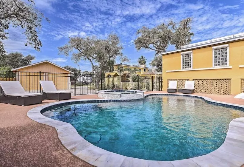 Ocean Pearl  House   1 Mi To Dtwn Rockport!