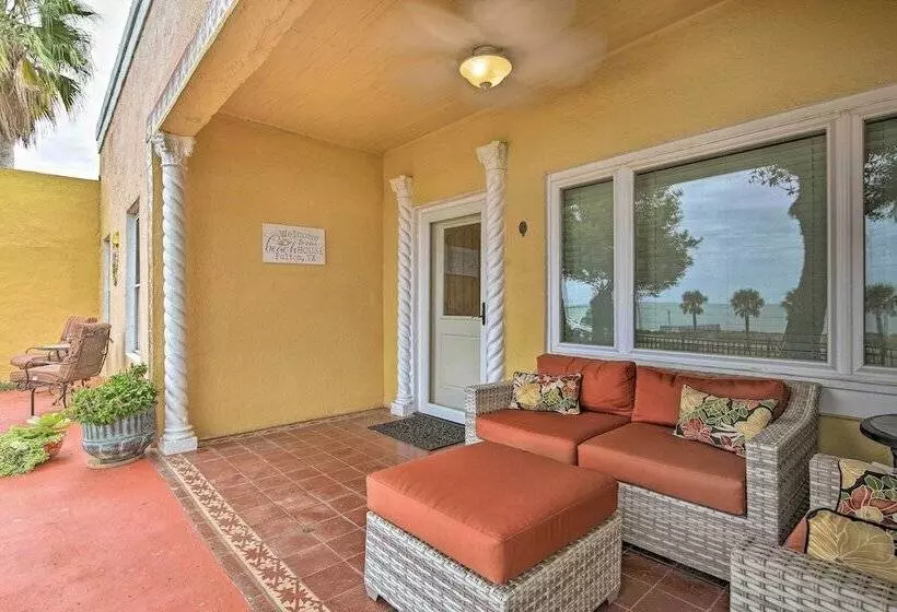 Ocean Pearl  House   1 Mi To Dtwn Rockport!