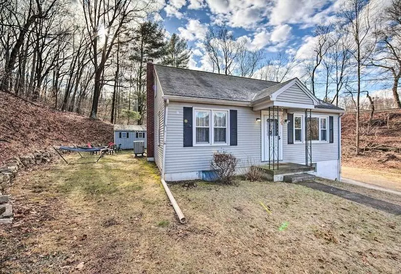 Pet Friendly Mohnton House Near Golf Course!