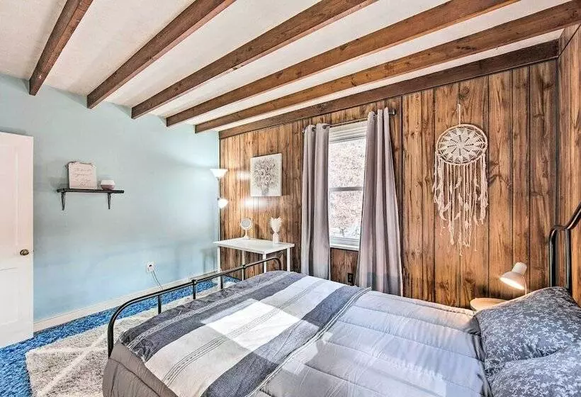 Pet Friendly Mohnton House Near Golf Course!