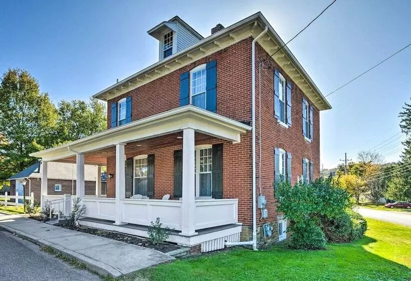 Quaint Ligonier Family Home   3 Miles To Idlewild!