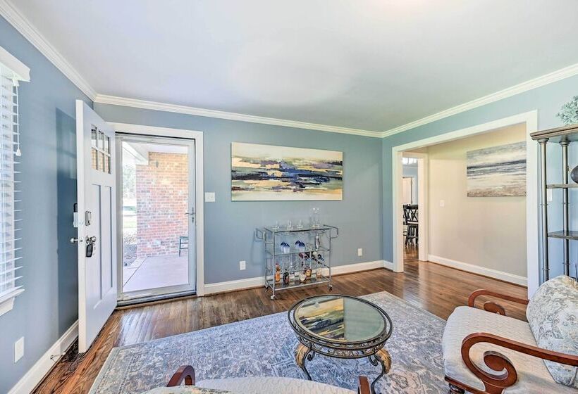 Ranch Style Home 7 Mi To Downtown Greensboro!