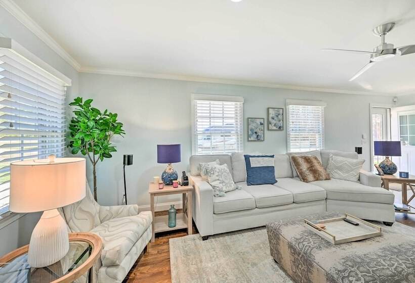 Ranch Style Home 7 Mi To Downtown Greensboro!