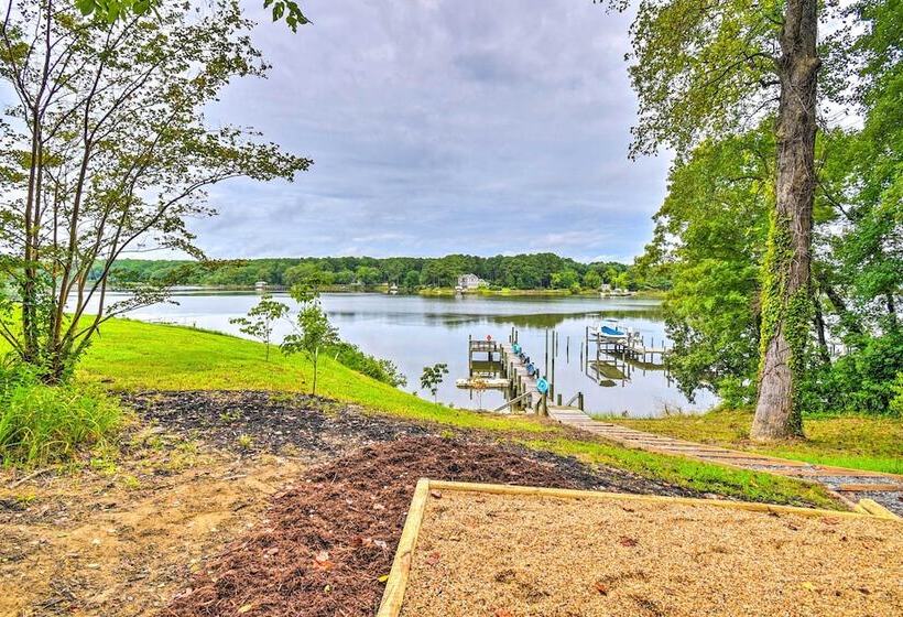 Relaxing Riverfront Cottage W/ Boat Dock!