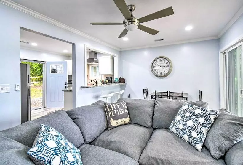 Relaxing Riverfront Cottage W/ Boat Dock!