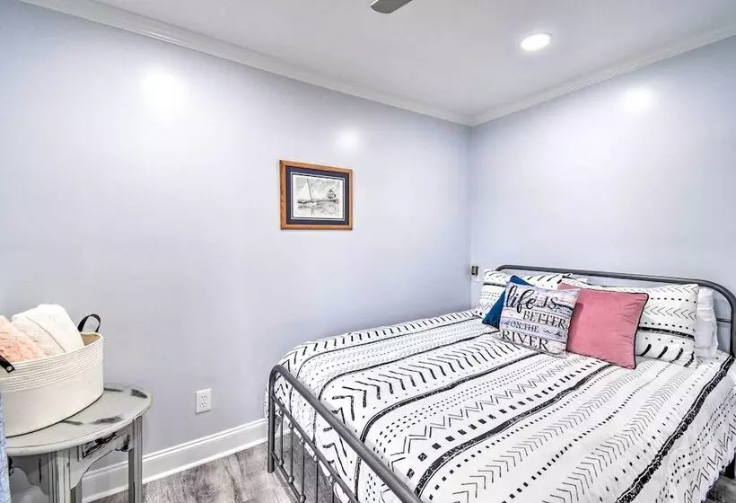 Relaxing Riverfront Cottage W/ Boat Dock!