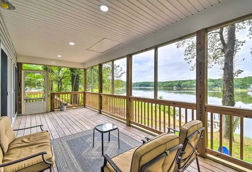 Relaxing Riverfront Cottage W/ Boat Dock!