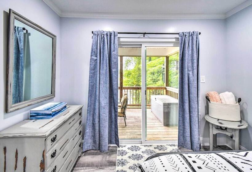 Relaxing Riverfront Cottage W/ Boat Dock!