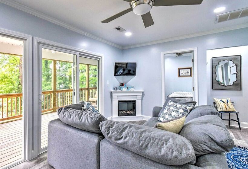 Relaxing Riverfront Cottage W/ Boat Dock!