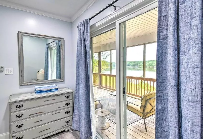 Relaxing Riverfront Cottage W/ Boat Dock!