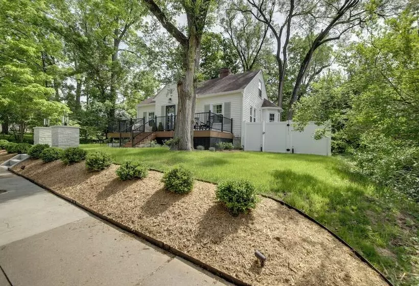 Renovated Bloomington Home   Steps To Campus!