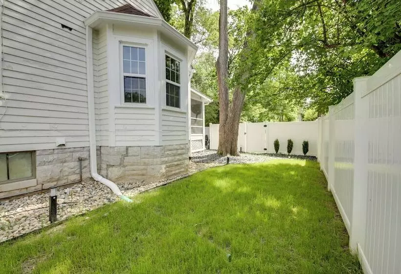 Renovated Bloomington Home   Steps To Campus!
