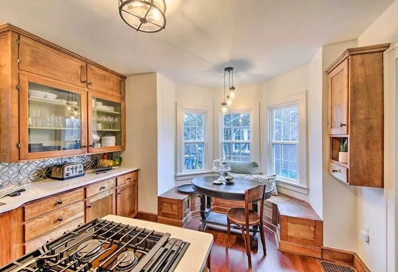 Renovated Bloomington Home   Steps To Campus!