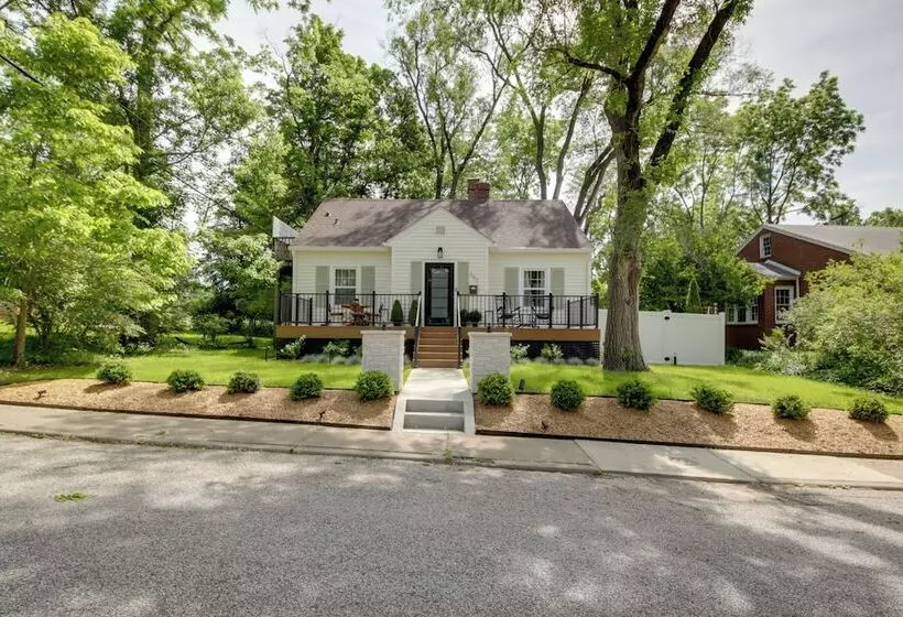 Renovated Bloomington Home   Steps To Campus!