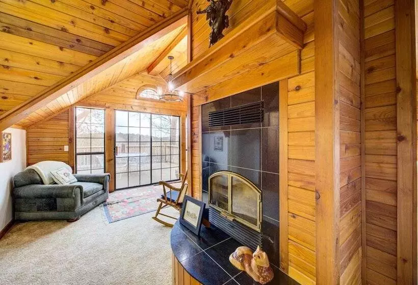 Secluded Beaver Lake Cabin W/ Private Dock!
