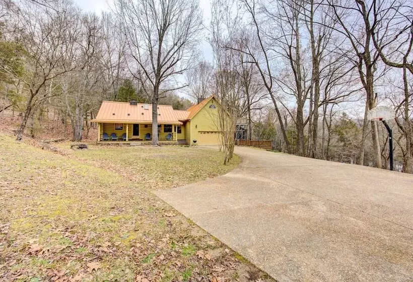 Secluded Beaver Lake Cabin W/ Private Dock!