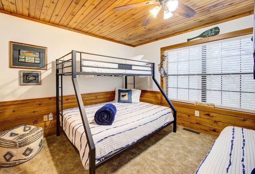 Secluded Beaver Lake Cabin W/ Private Dock!