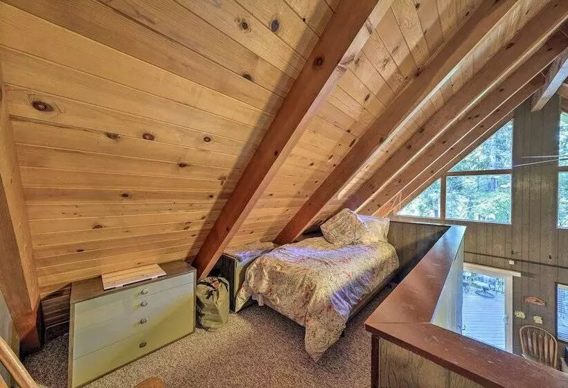 Twain Harte Mountain Cabin W/ Deck   3 Mi To Dtwn