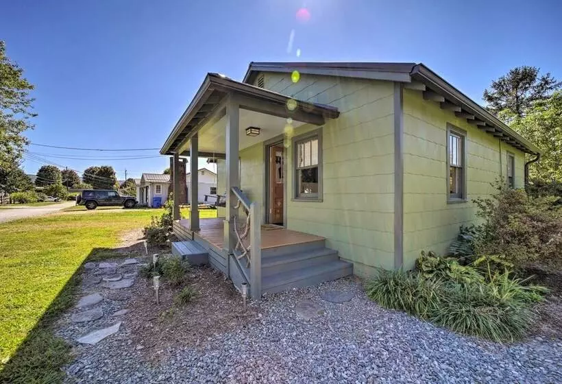 Updated Brevard Home   Close To Downtown!