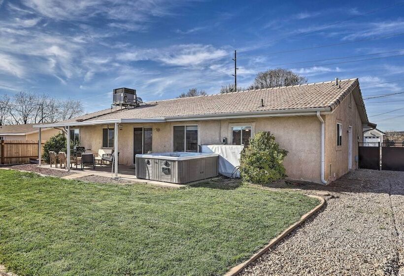 Washington Home W/ Private Hot Tub < 40 Mi To Zion
