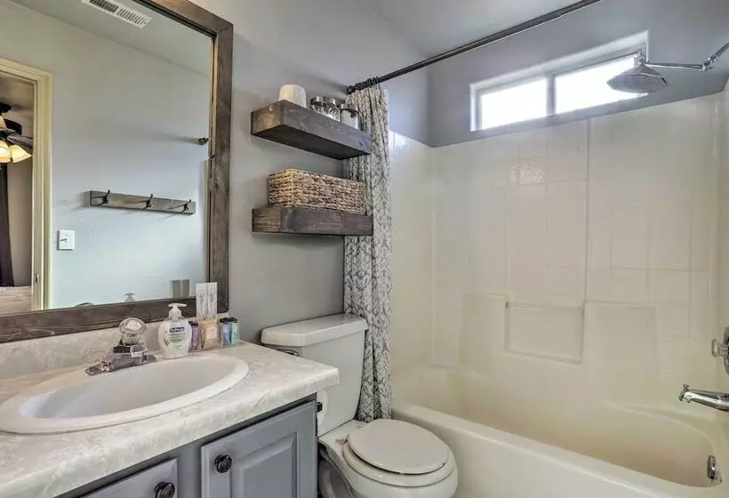 Washington Home W/ Private Hot Tub < 40 Mi To Zion