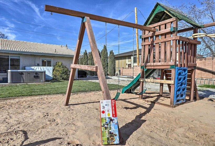 Washington Home W/ Private Hot Tub < 40 Mi To Zion