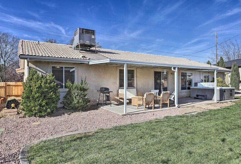 Washington Home W/ Private Hot Tub < 40 Mi To Zion