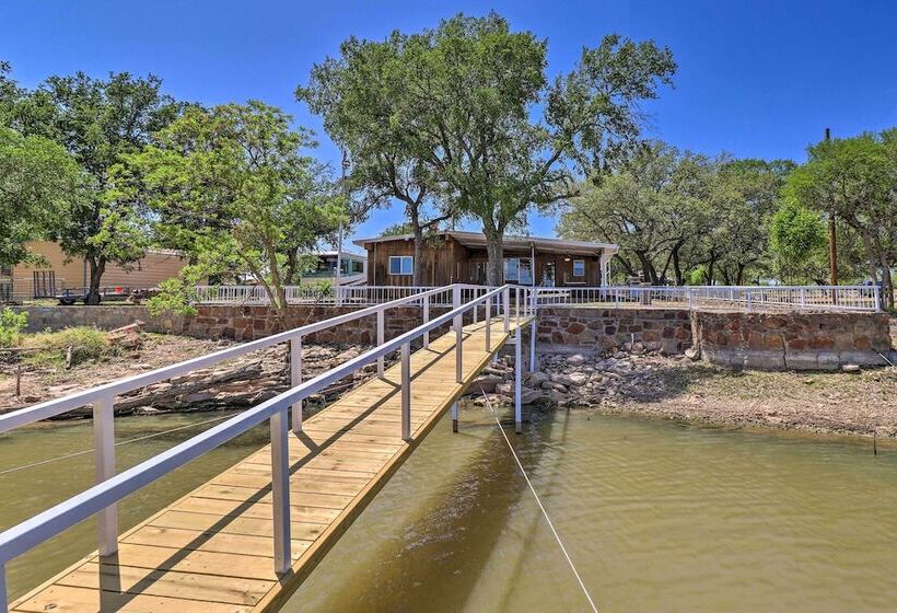Private Dock   Waterfront Lake Brownwood Gem!
