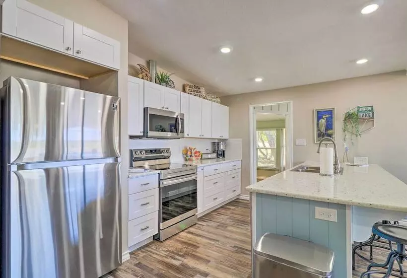 Private Dock   Waterfront Lake Brownwood Gem!