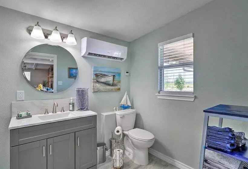 Private Dock   Waterfront Lake Brownwood Gem!