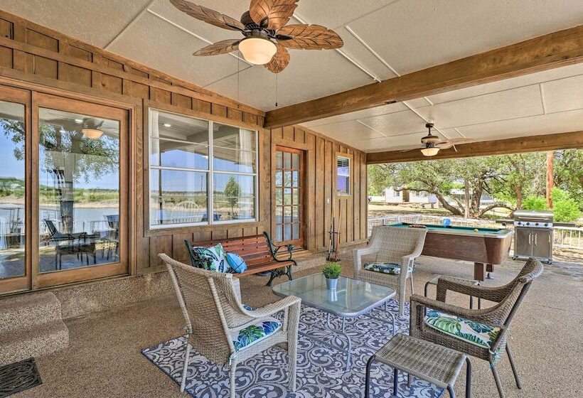 Private Dock   Waterfront Lake Brownwood Gem!