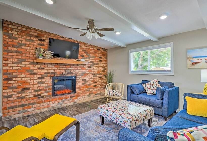 Private Dock   Waterfront Lake Brownwood Gem!