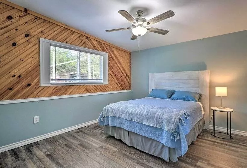 Private Dock   Waterfront Lake Brownwood Gem!