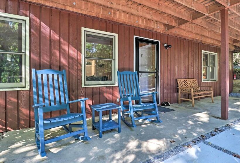 Weaverville Home W/ Wraparound Deck & Fire Pit!