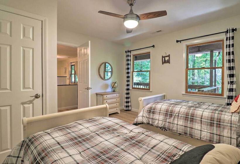 Weaverville Home W/ Wraparound Deck & Fire Pit!