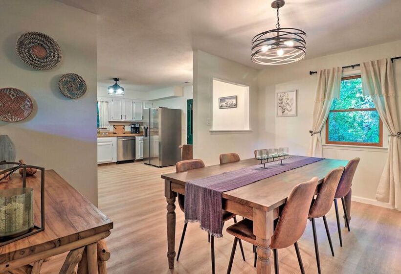 Weaverville Home W/ Wraparound Deck & Fire Pit!